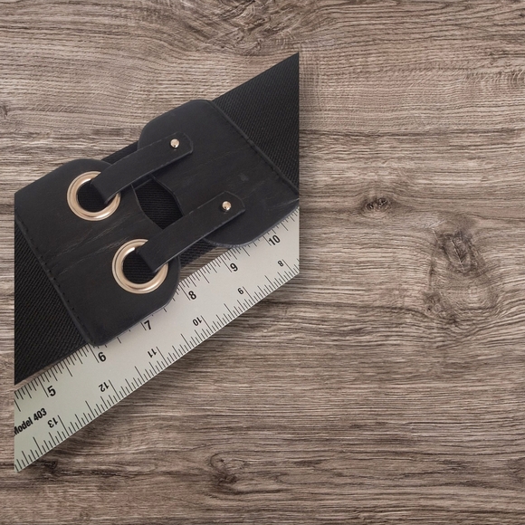 Source Unknown Black Belt with Silver Accents - Picture 1 of 5